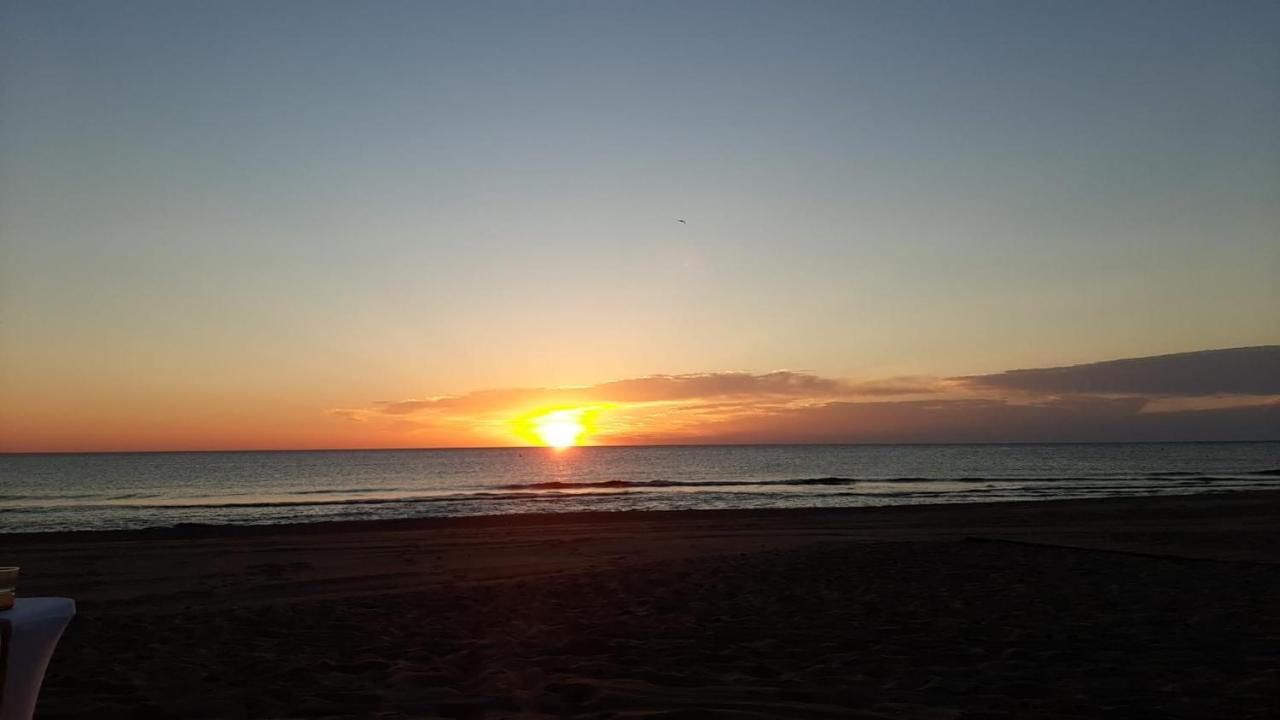 Adosadito Playa Oliva Bagian luar foto